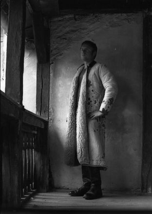Sachsischer Tracht, högtidsrocken för män, här buren av författaren.